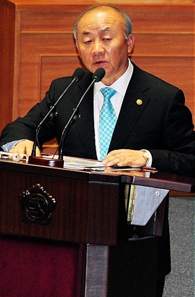 류우익2.jpg