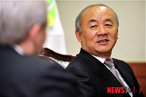 류우익.jpg