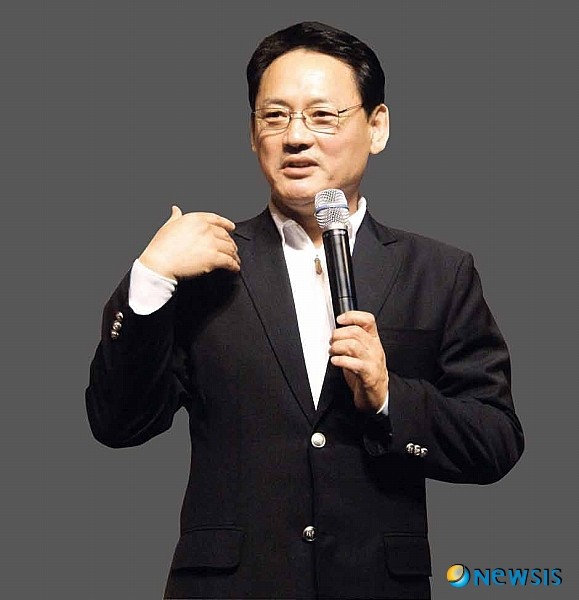 유인촌.jpg