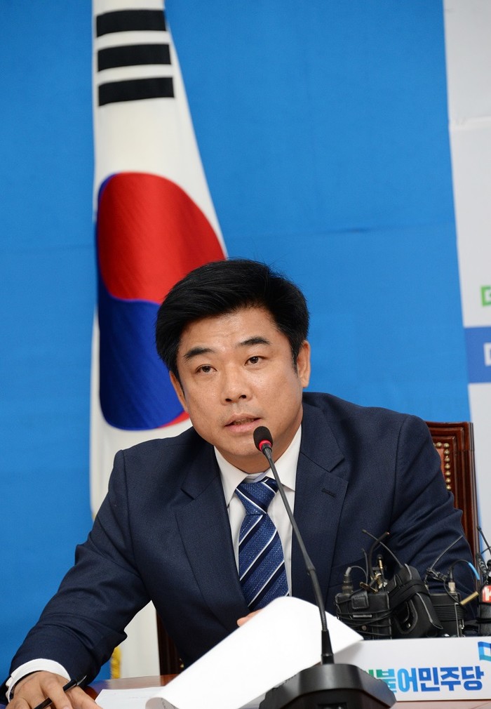 김병욱_국회의원_사진_1.jpg