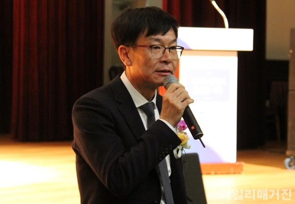 데일리_김상조.jpg