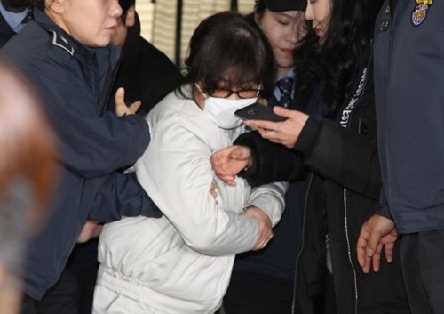 최순실1_500.JPG