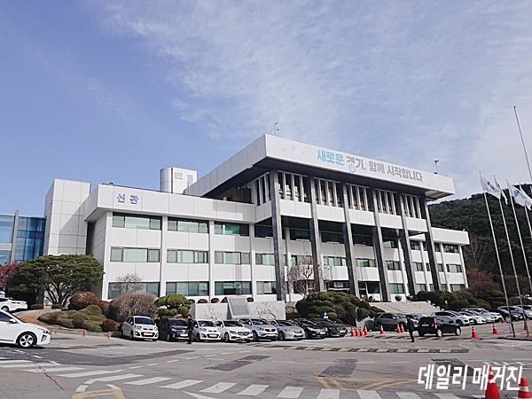 경기도청_600.jpg
