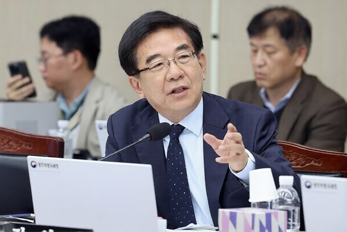 정일영 의원, 경제자유구역 약국 행정...