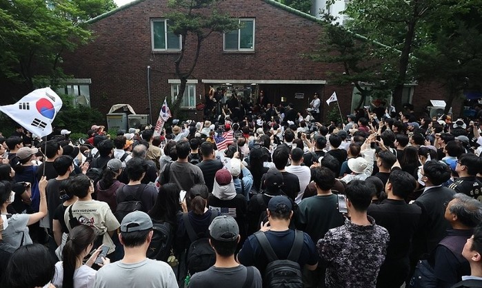 [6.3 선거-투표용지 부족] 첫 주말 도심 곳곳 선관위 규탄 집회…"재선거, 해체가 답"