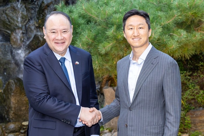 정기선 HD현대 회장, 필리핀 국방장...