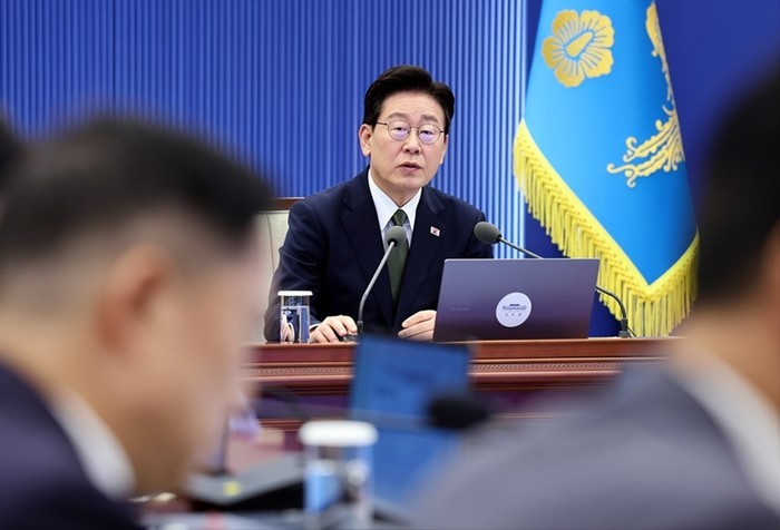 李대통령, 금융권 AI 해킹 사태에 '철저 조사' 지시…금융당국 긴급점검